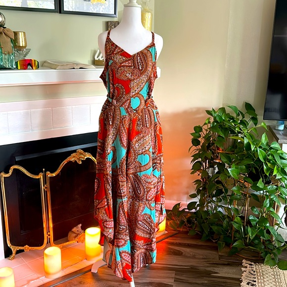 Women’s dress - Picture 1 of 10